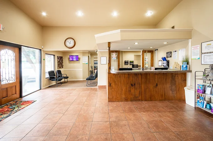 castle-hills-office
